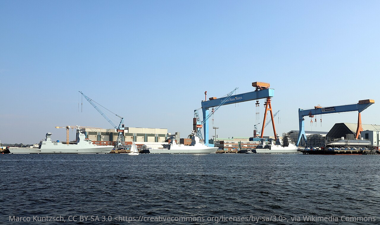 Die vier Saar 6 Korvetten bei der Bauwerft in Kiel